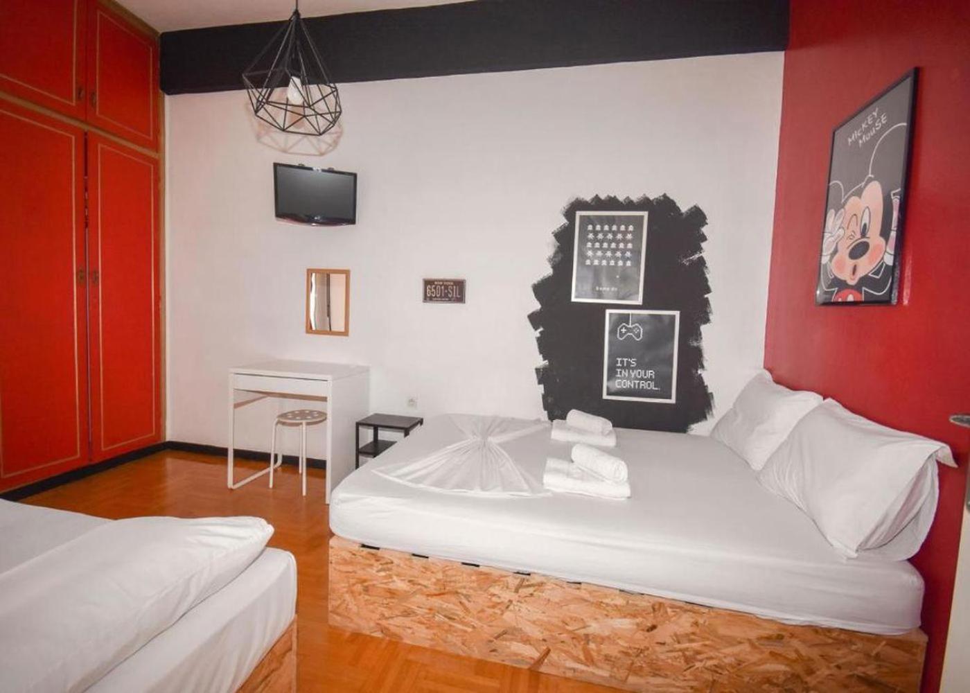 Athens 24-Hours Hostel #Athensairport #Latecheck-In #Privatetransportservice #Groups #Downtown Markopoulo Mesogaias Экстерьер фото